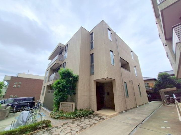 領家ヒルサイドコートIIの外観