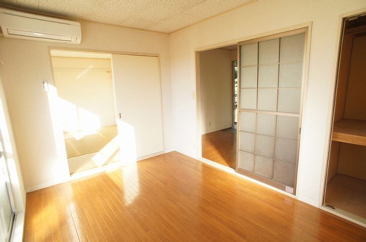 グリーンテラスの居間