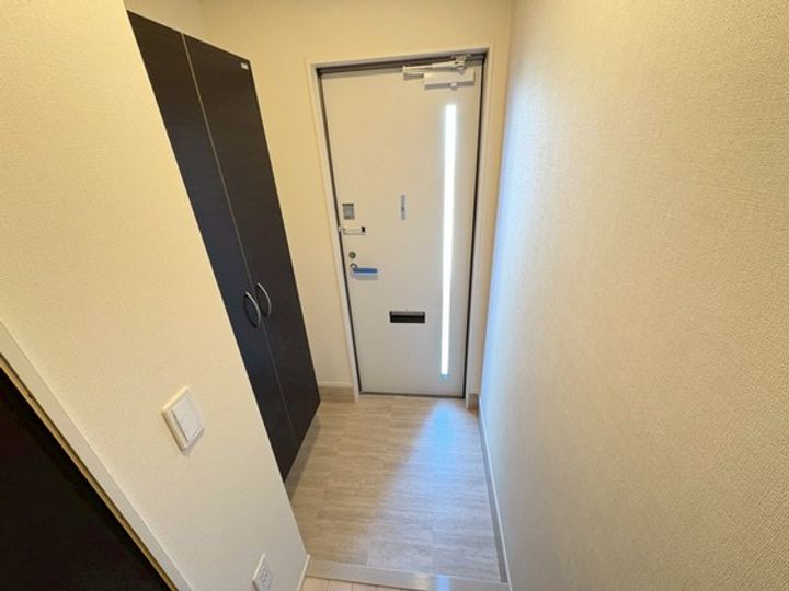 パームコート長尾の玄関