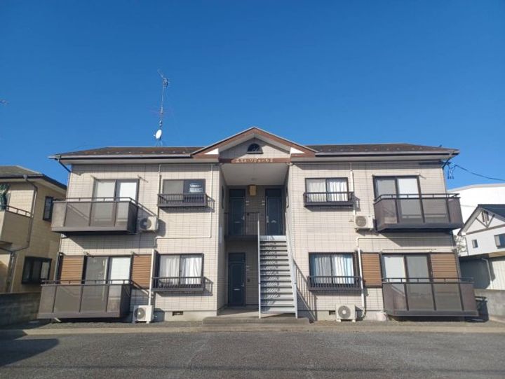 エストリジェールIIの外観