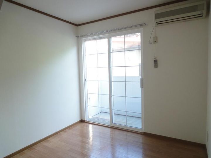 山形県山形市鉄砲町1(アパート)の賃貸物件の居間