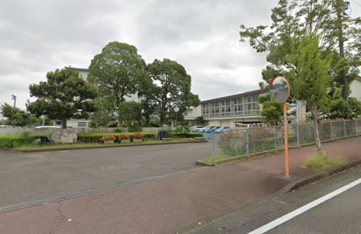 レインボーホームの周辺