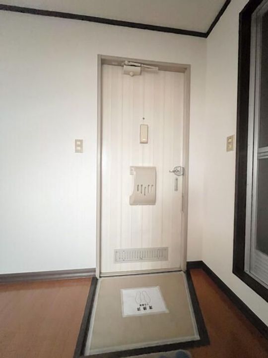 フォーブルNの玄関