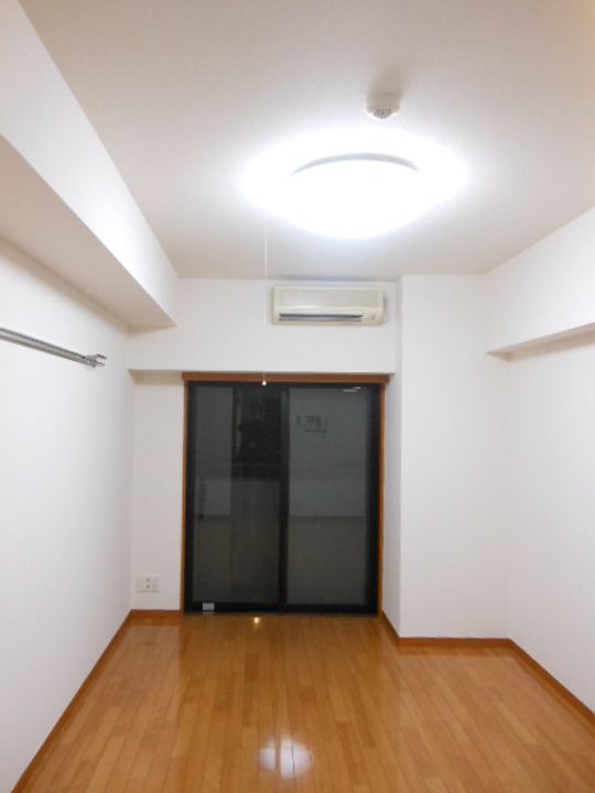 グランド・ガーラ芝公園の居間