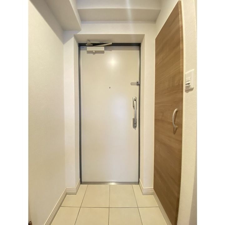 アルファコート下赤塚の玄関