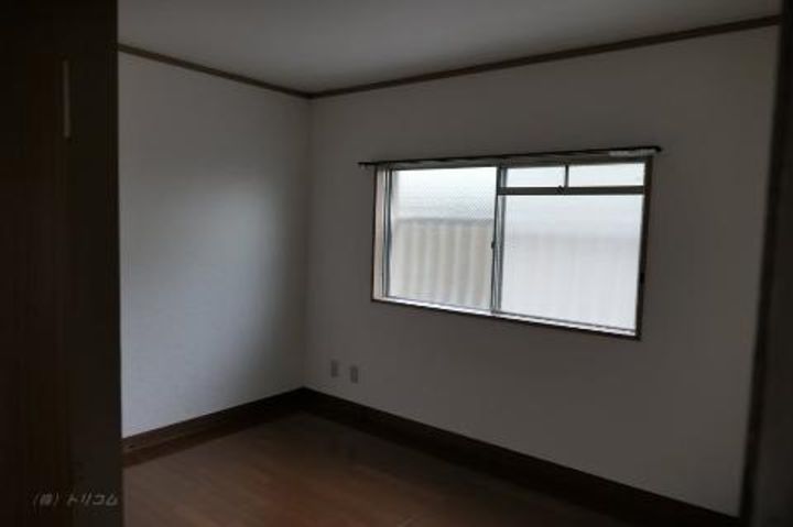 新庄屋マンションの居間