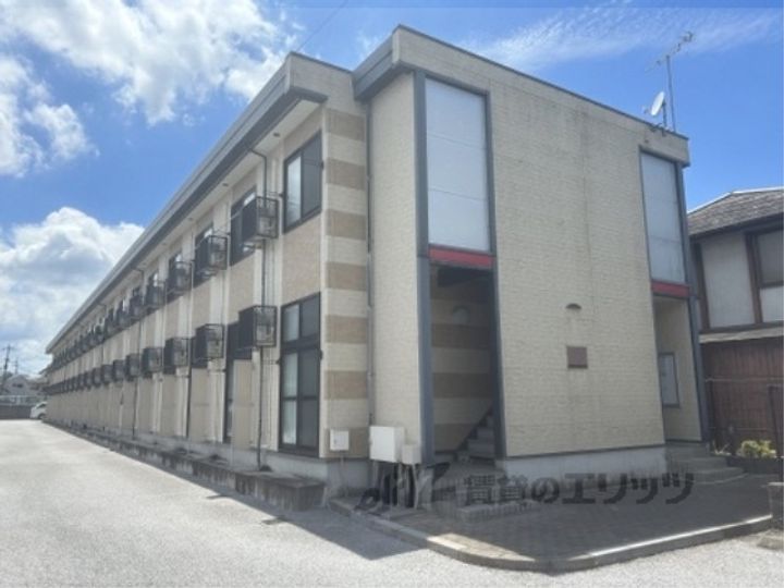 レオパレスアビデ松原町の外観