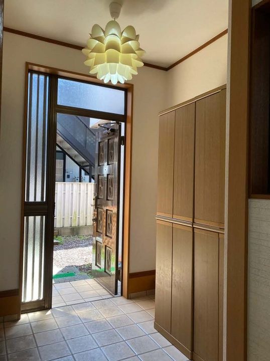 神奈川県横浜市保土ヶ谷区岩井町(一戸建)の賃貸物件の玄関