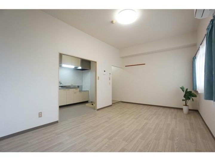 静岡県浜松市中央区城北1(マンション)の賃貸物件の居間