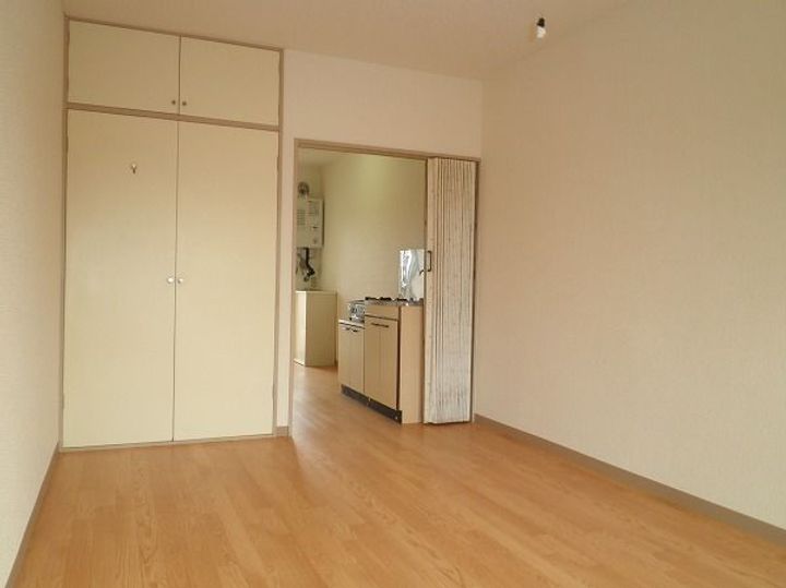 シャトル狭山台の居間