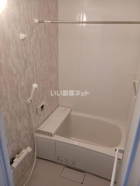 (仮)ガレージロタス砥堀の風呂