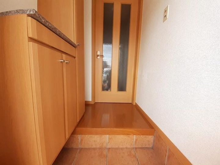 アパルトマンスタシオンAの玄関