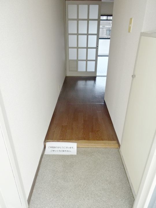 コーポ瀬戸の玄関