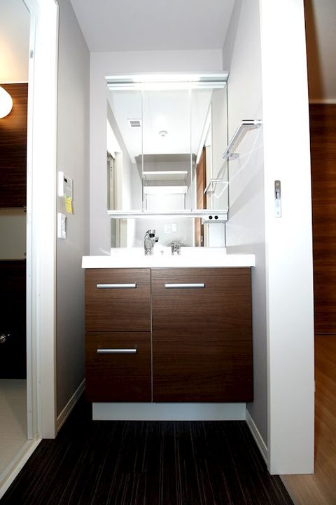 エルミタージュクールの内装