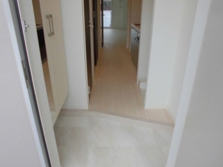 PLUM VILLAGEの玄関