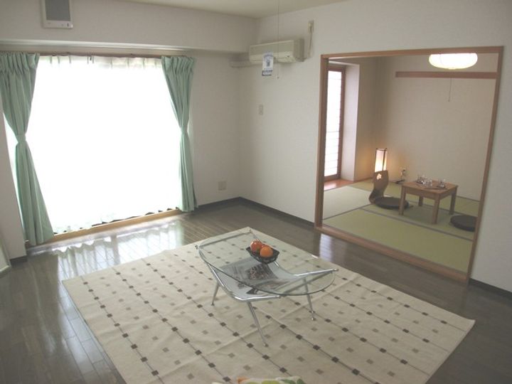 エスポワール大島の居間