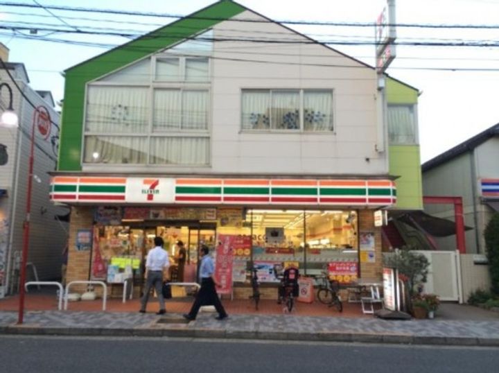 イルフィオーレ都立大学の周辺