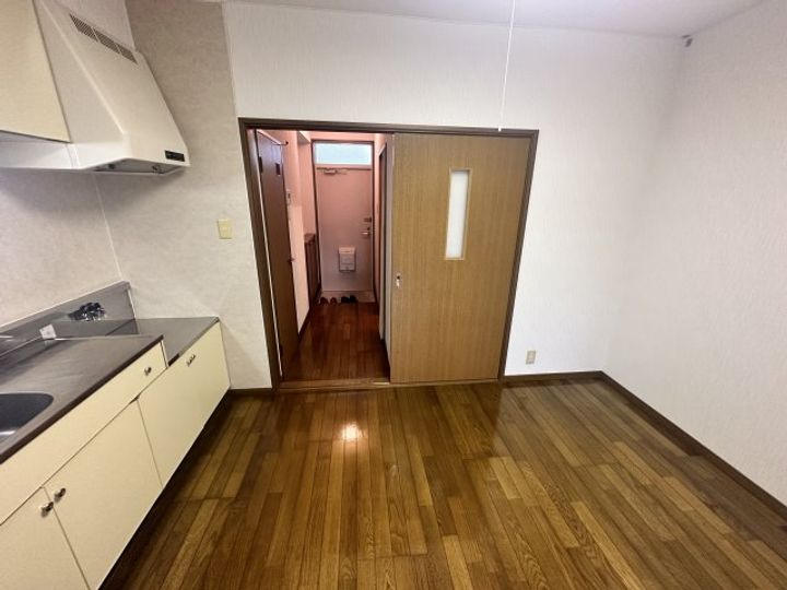 サンヒルズ江良Bのキッチン