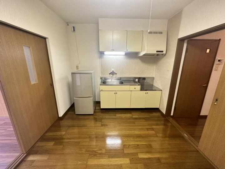 サンヒルズ江良Bのキッチン