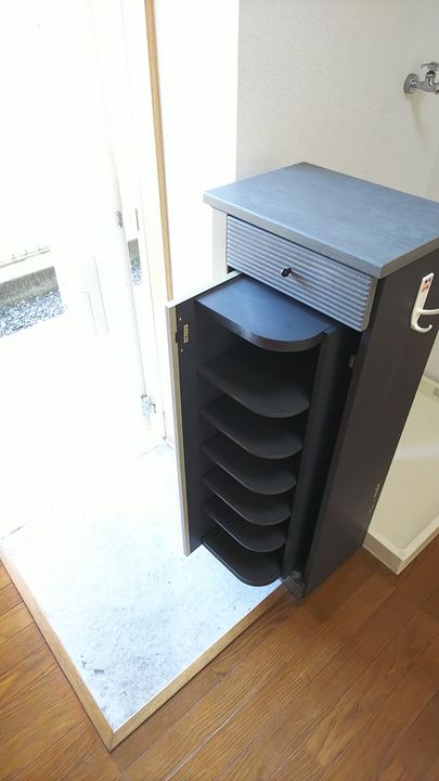 ノーティスβの玄関