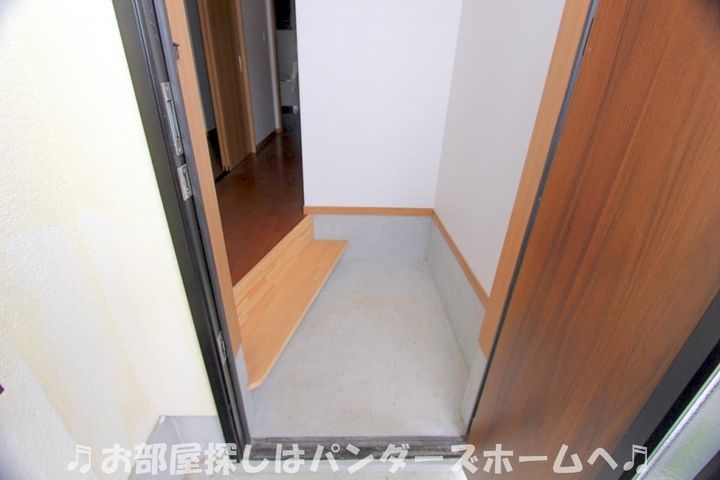 大阪府枚方市津田元町3(一戸建)の賃貸物件の玄関
