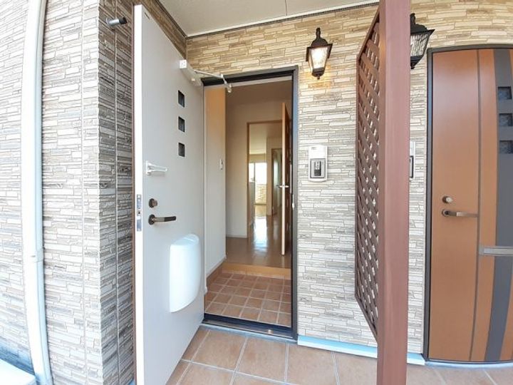 ハッピータイムAの玄関