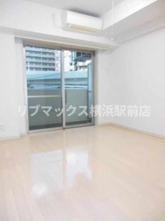 神奈川県横浜市南区二葉町1(マンション)の賃貸物件の居間