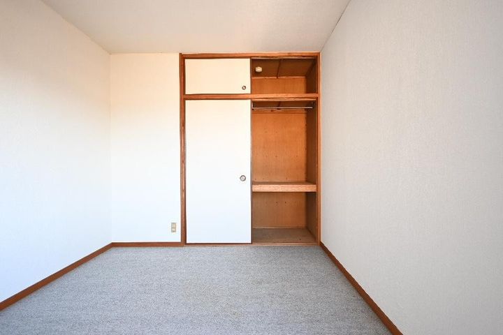 サンハイツ(宮里町)の内装