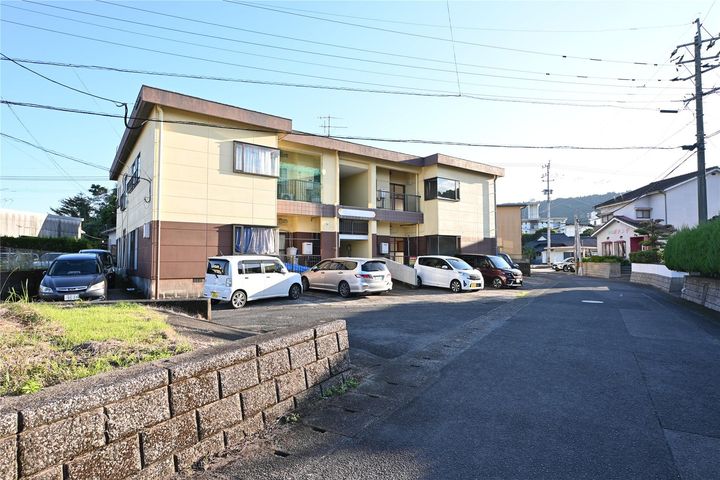 サンハイツ(宮里町)の外観