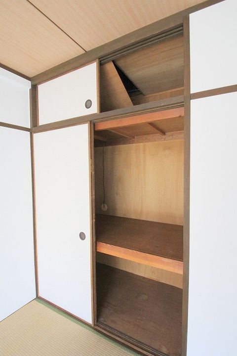 吉川ビルの内装