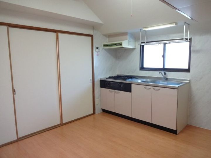 東京都調布市調布ケ丘1(マンション)の賃貸物件の居間