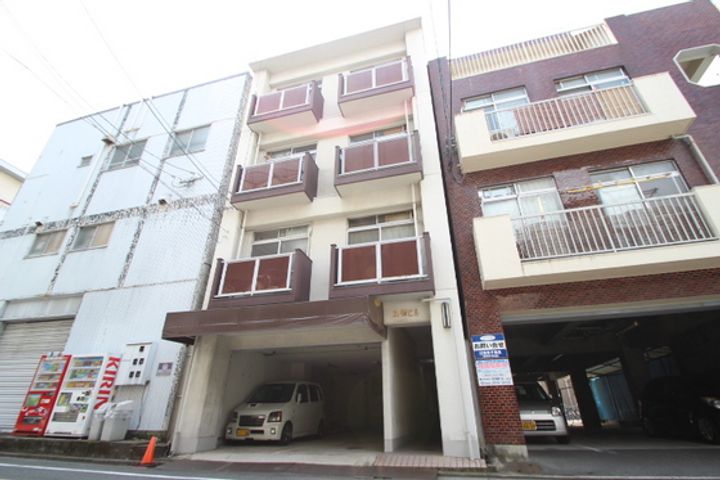 高橋ビルの外観