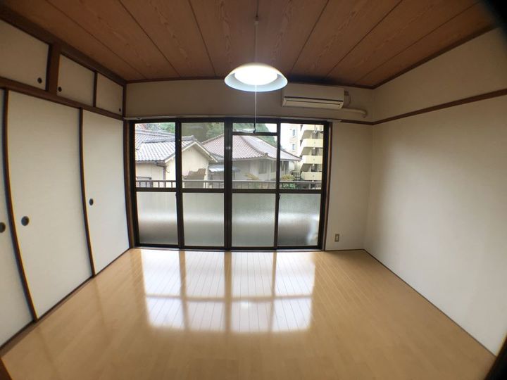 メゾンオリーブの居間