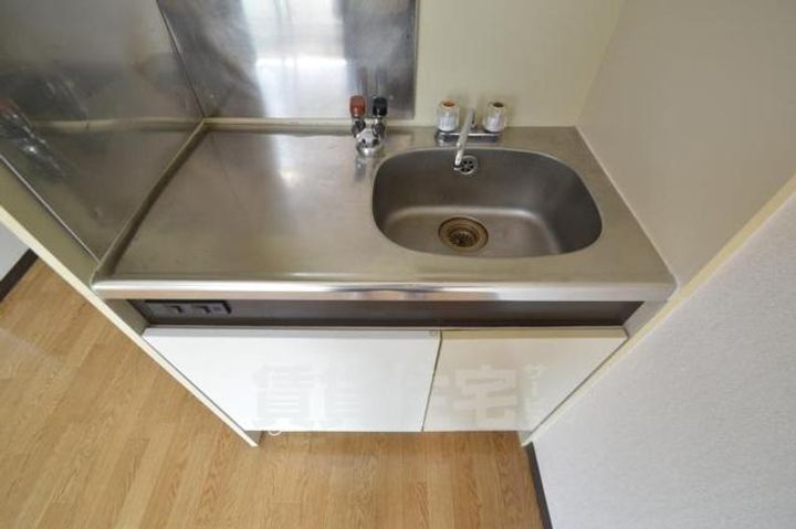 大阪府摂津市千里丘2(マンション)の賃貸物件のキッチン