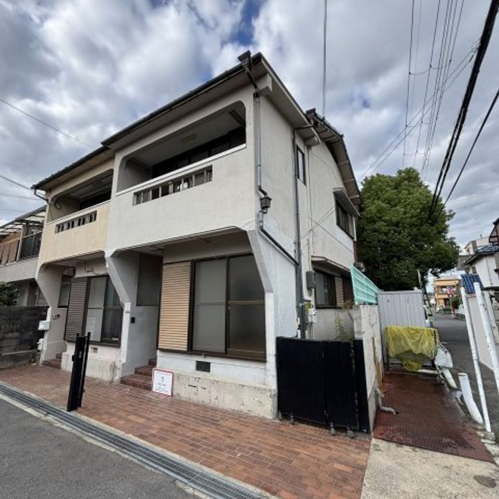 大阪府枚方市伊加賀緑町(一戸建)の賃貸物件の外観