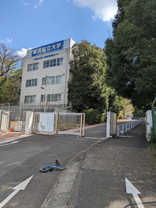 グランデ・ジュールの周辺