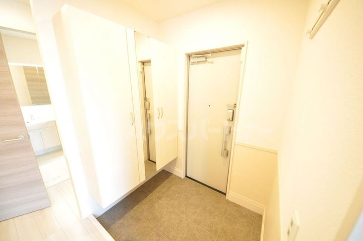 東京都葛飾区東水元2(アパート)の賃貸物件の玄関