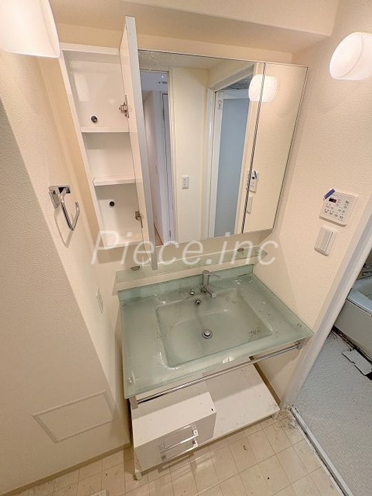 インザグレイス東三国の内装