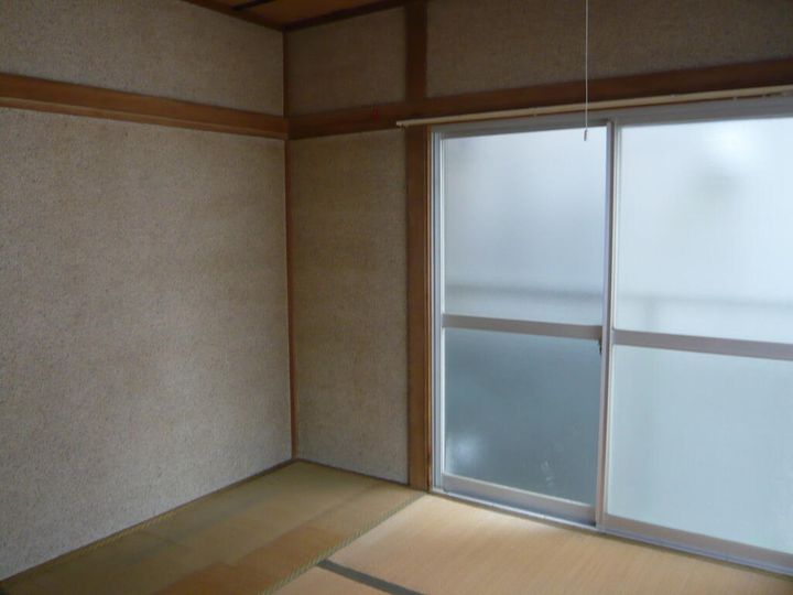 第2さいわい荘の居間