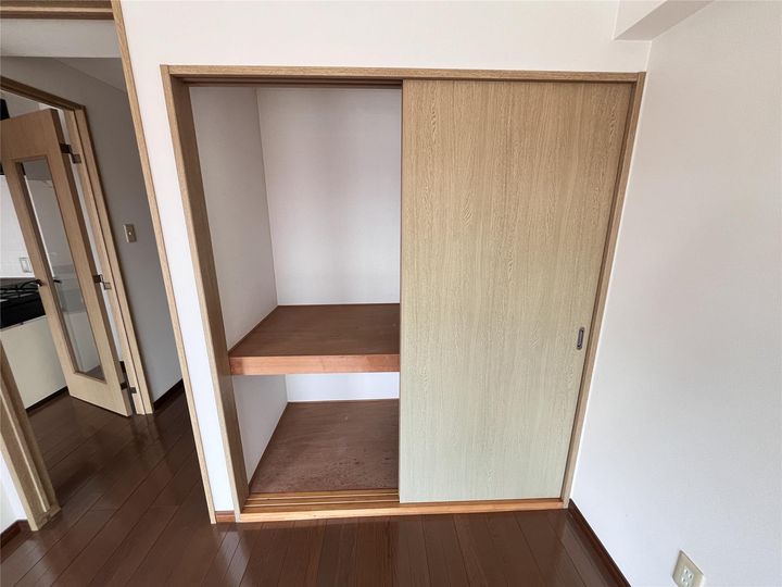 ウィングコート下長の内装