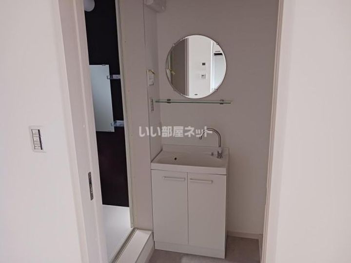 Le Lien助実(ル リアンスケザネ)の内装