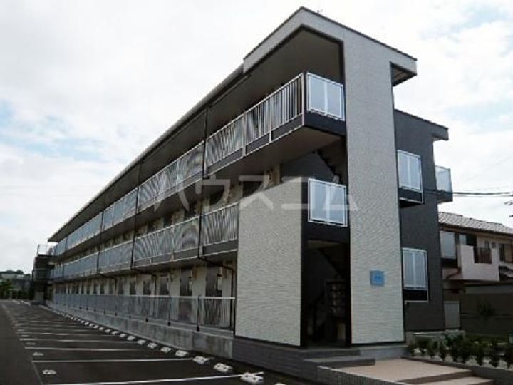 レオパレス水向の外観