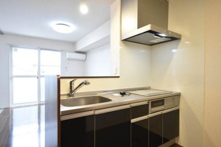 新潟県加茂市幸町1(アパート)の賃貸物件のキッチン