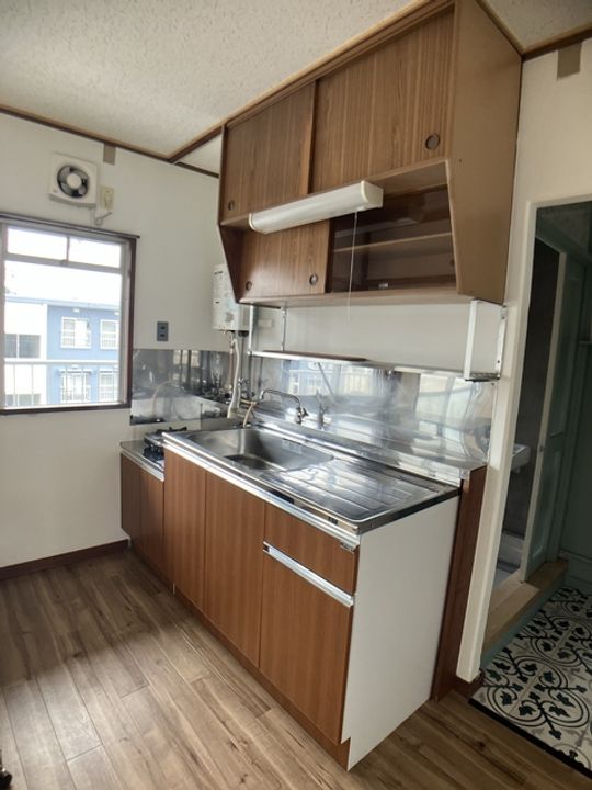 千葉県市原市青葉台2(マンション)の賃貸物件のキッチン