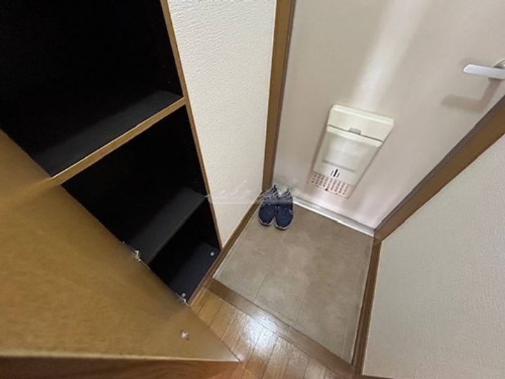 神奈川県藤沢市善行坂1(アパート)の賃貸物件の玄関