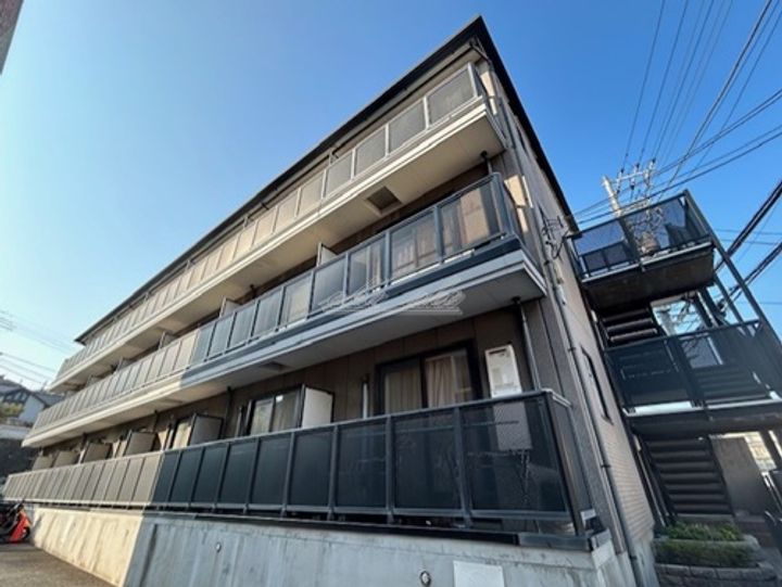 神奈川県藤沢市善行坂1(アパート)の賃貸物件の外観