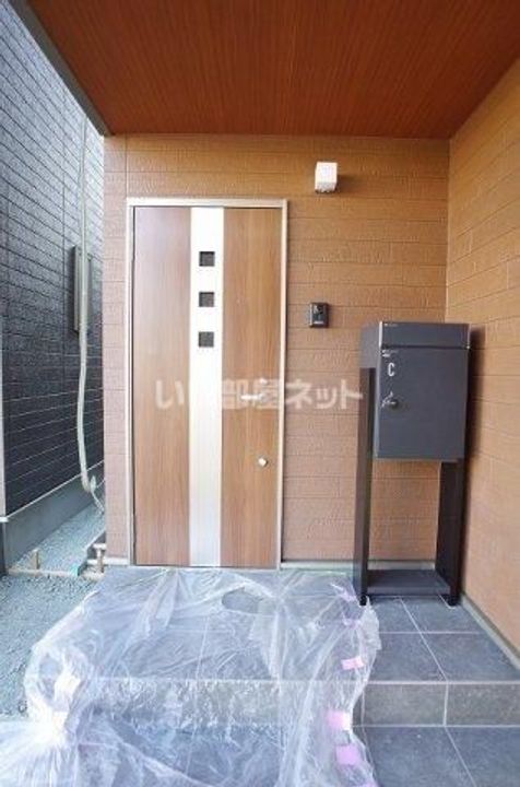 佐賀県佐賀市八戸2(一戸建)の賃貸物件の玄関