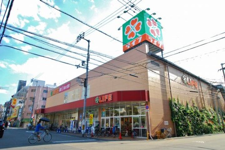LUXE難波南の周辺