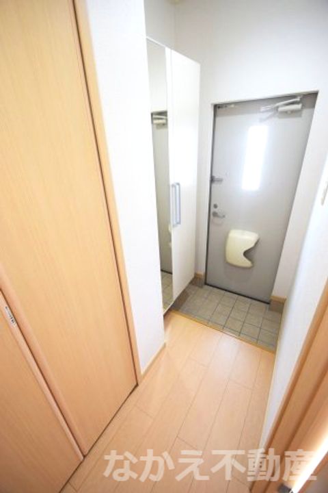 徳島県阿南市見能林町東野(アパート)の賃貸物件の玄関