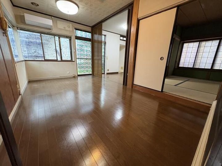 東京都八王子市犬目町(一戸建)の賃貸物件の居間